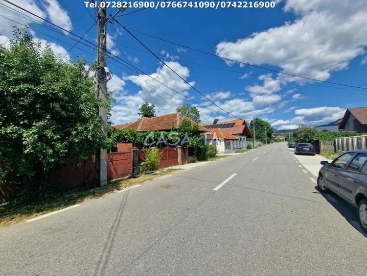 Casă individuală cu 3 camere cu Canalizare în Sănătești