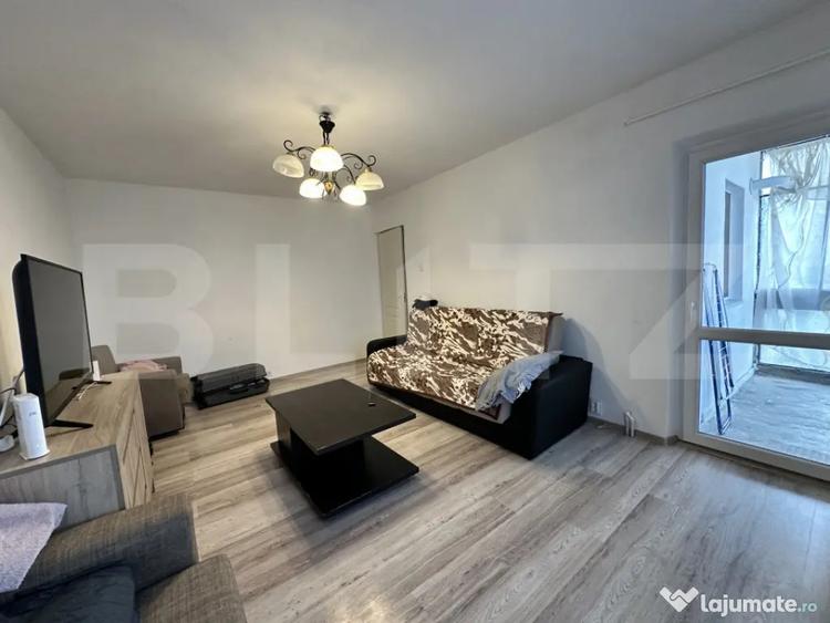 Apartament cu 2 camere decomandat, mobilat în Rovine