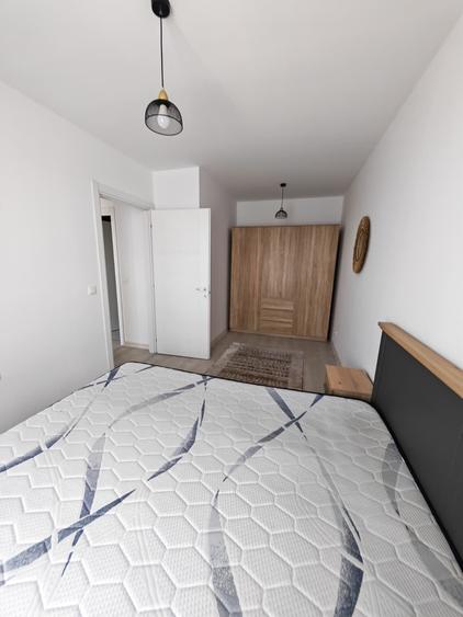 Apartament cu 2 camere semidecomandat în Theodor Pallady