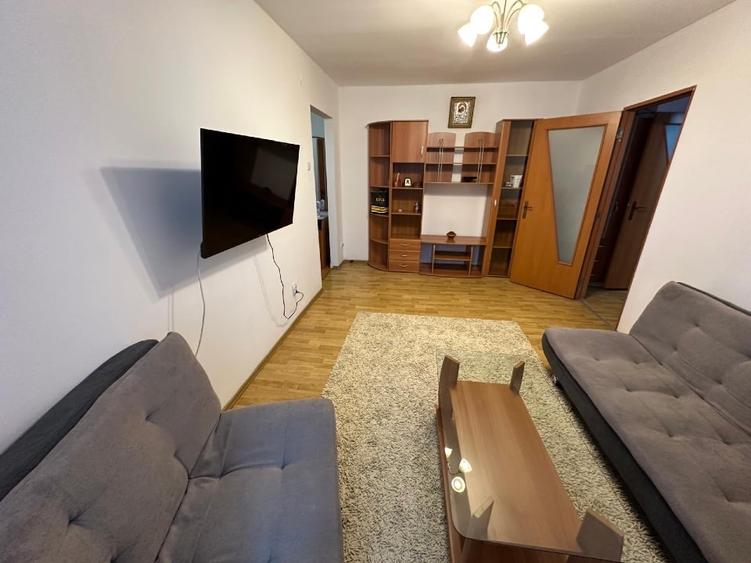 Apartament cu 2 camere semidecomandat, mobilat în Gara de Nord