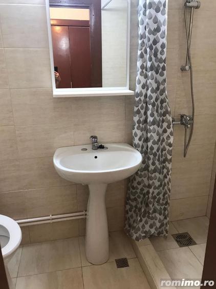 Garsonieră decomandată în Complex Studențesc