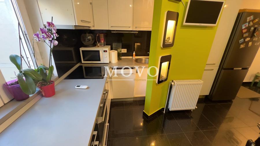 Apartament cu 3 camere decomandat, mobilat în Lunei