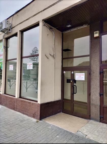 Spațiu comercial, de 34 mp, în 1 Mai