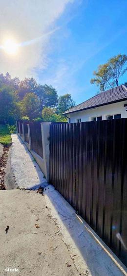 Casă cu 2 camere cu Teren 1470 Mp în Central