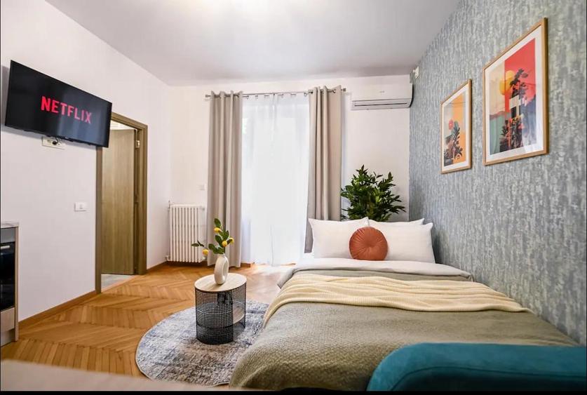 Apartament cu 2 camere semidecomandat în P-ța Romană