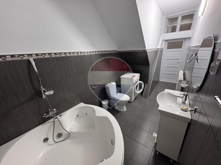 Duplex cu 4 camere cu Teren 130 Mp în Gruia