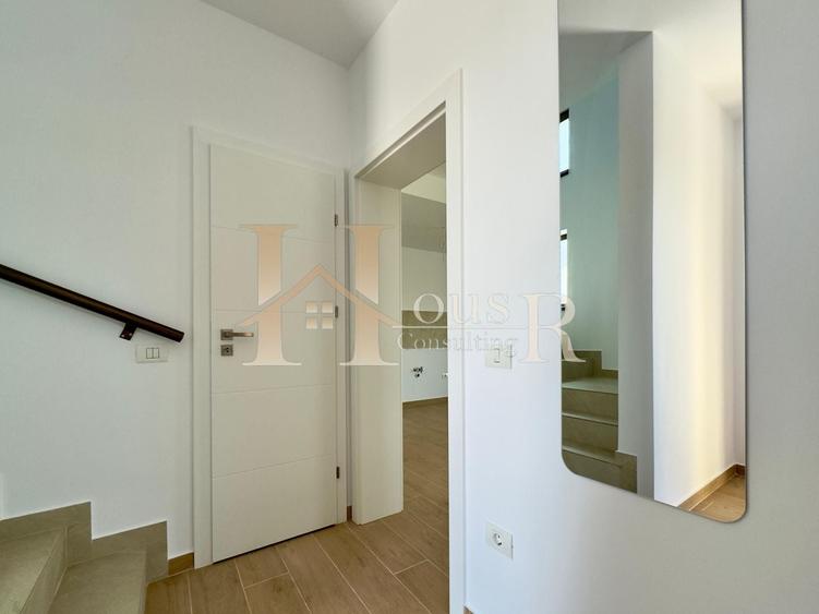 Duplex cu 4 camere cu Canalizare în Covaci