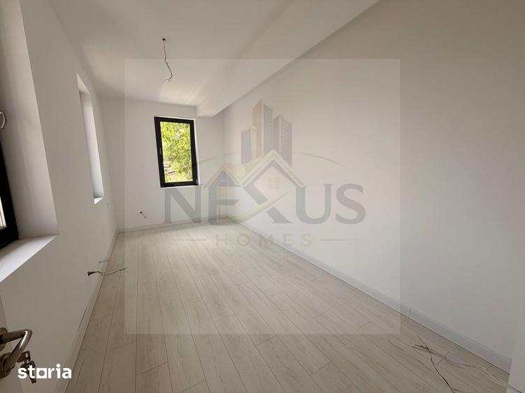 Casă cu 5 camere cu Teren 218 Mp în Apărătorii Patriei