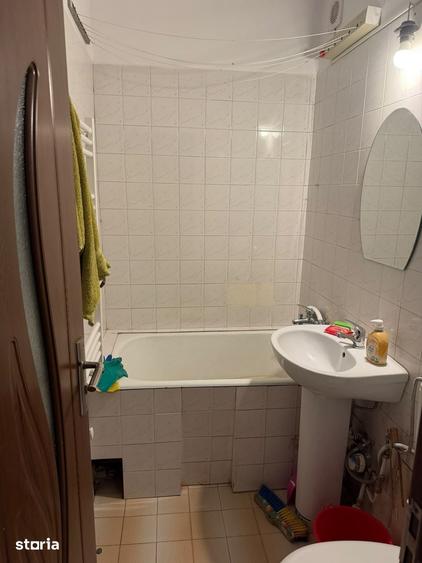 Apartament cu 2 camere semidecomandat în Dârste