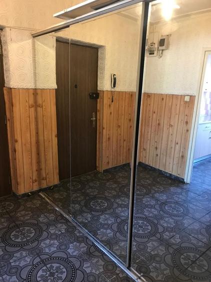 Apartament cu 2 camere semidecomandat în Rahova