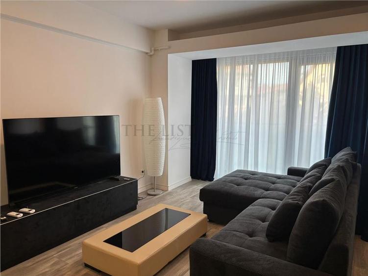 Apartament cu 3 camere decomandat, mobilat în Herăstrău