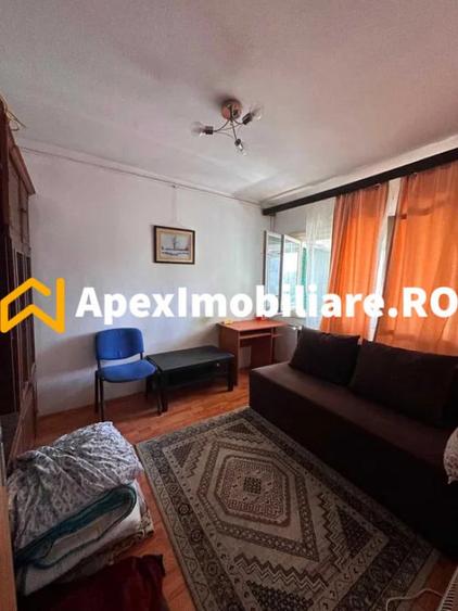 Apartament cu 4 camere decomandat în Doamna Ghica