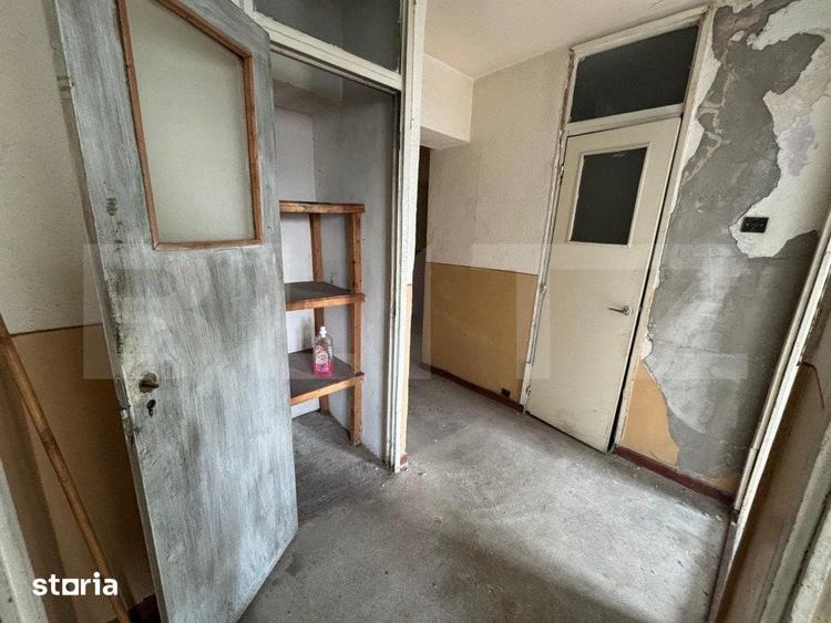 Apartament cu 4 camere în Micro 11