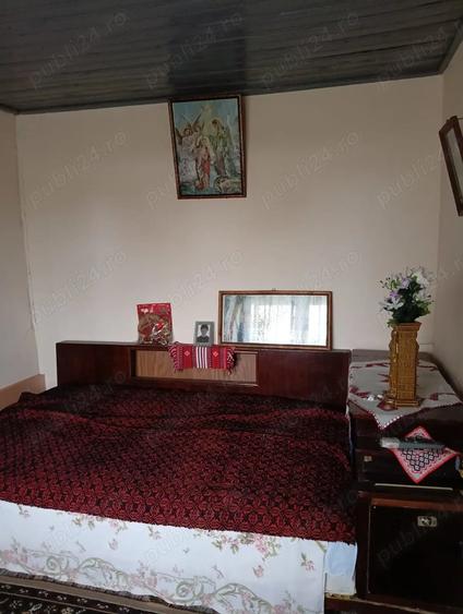 Casă cu 4 camere cu Teren 1520 Mp în Glodeanu Sărat