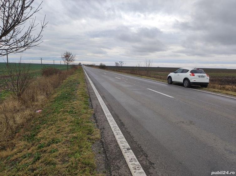 Teren de 12000 mp, în Văceni