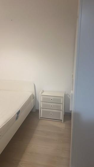 Apartament cu 2 camere decomandat în Eroii Revoluției