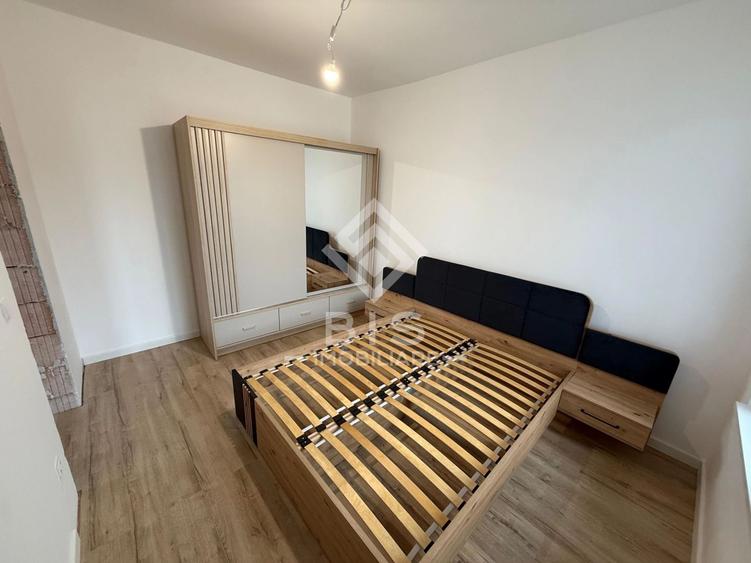 Duplex cu 4 camere cu Canalizare în Unirea