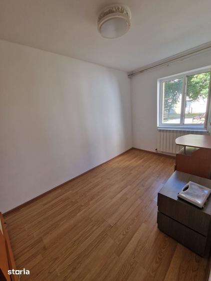 De inchiriat apartament 3 camere semi mobilat, parter, zona Piata Mica - 5