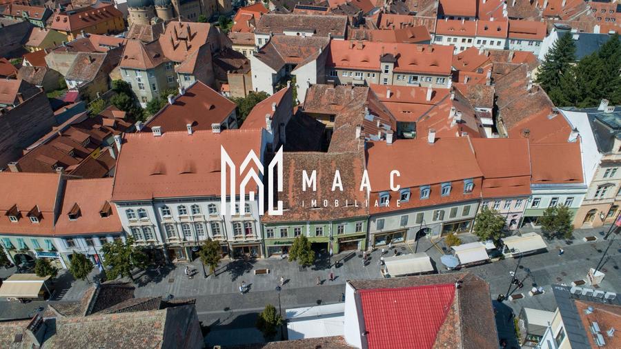 Casă individuală cu 33 camere cu Canalizare în Ultracentral