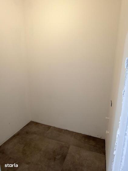 Casă cu 4 camere cu Teren 288 Mp în Torontalului