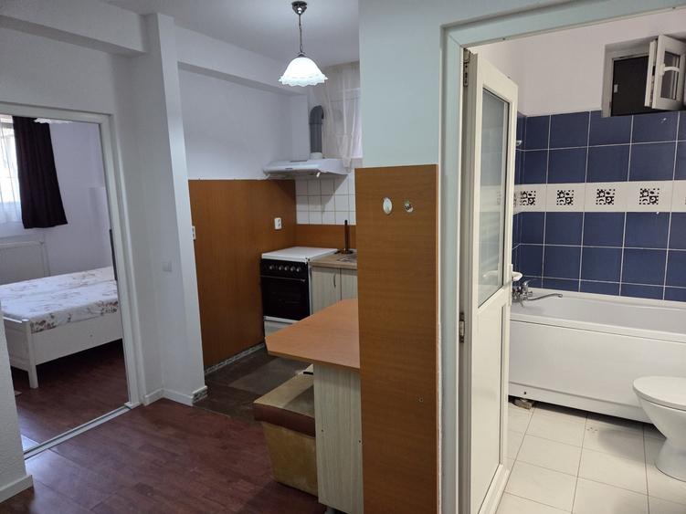 Garsonieră decomandată în Lehnești