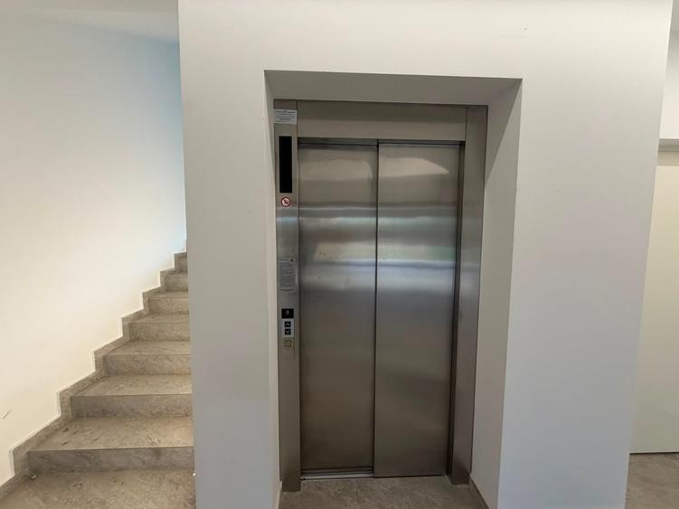 Apartament cu 2 camere semidecomandat în Albert
