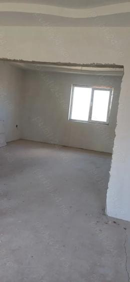Casă cu 4 camere cu Teren 300 Mp în Baia