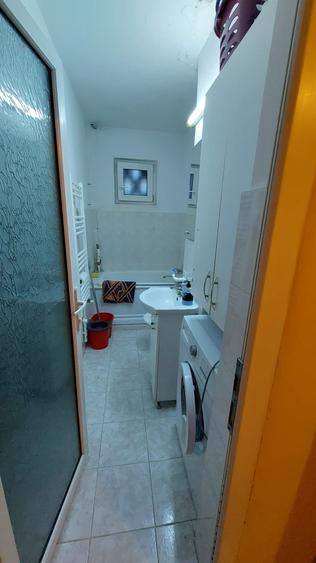 Apartament 2 camere - Casa de Cultura - 300 euro/luna (Cod E8) - 10