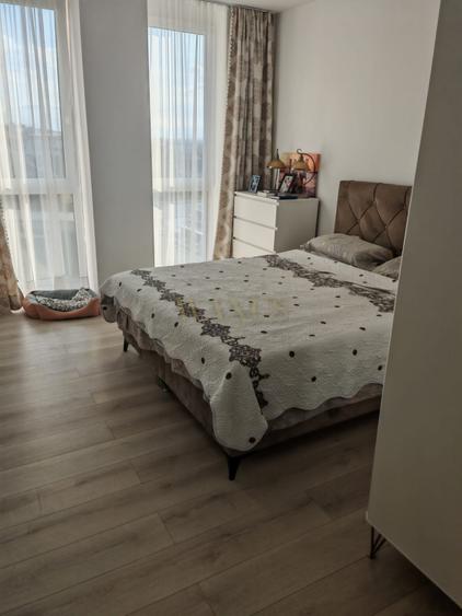 Apartament cu 3 camere decomandat, mobilat în Cetății