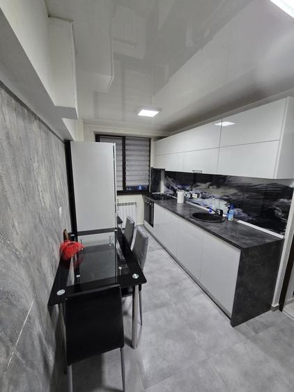 Apartament cu 2 camere decomandat în Sârbi