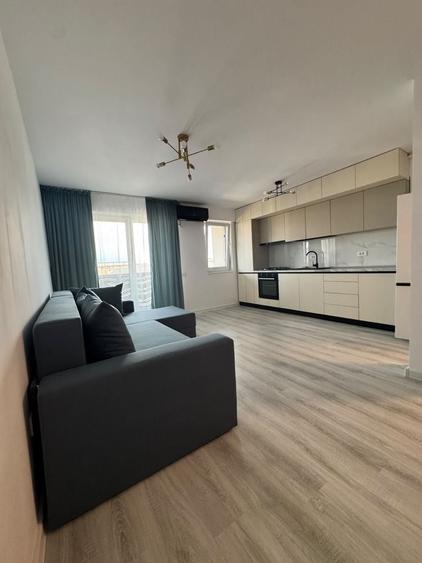 Apartament cu 2 camere decomandat în Central