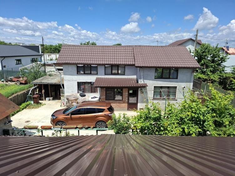 Casă cu 4 camere în Lacu