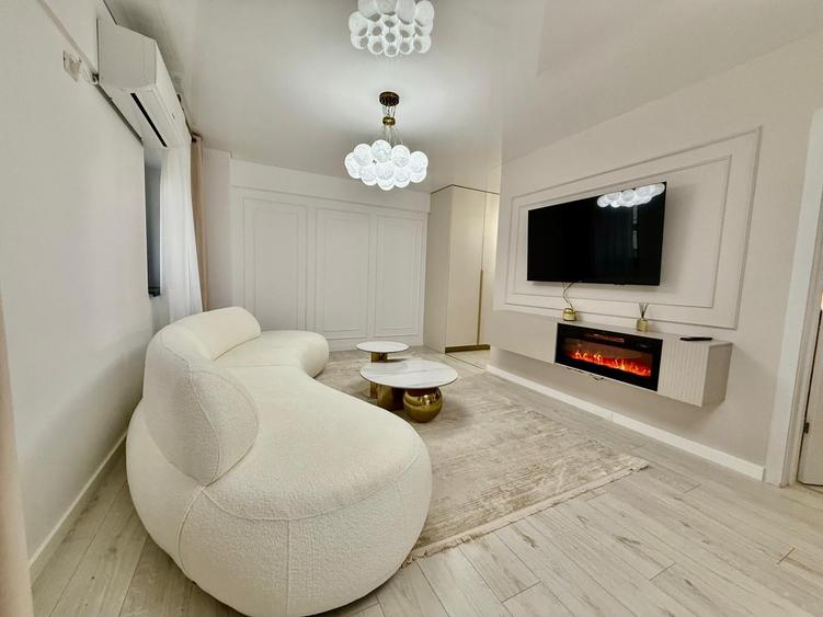 Apartament cu 3 camere decomandat în Nicolina