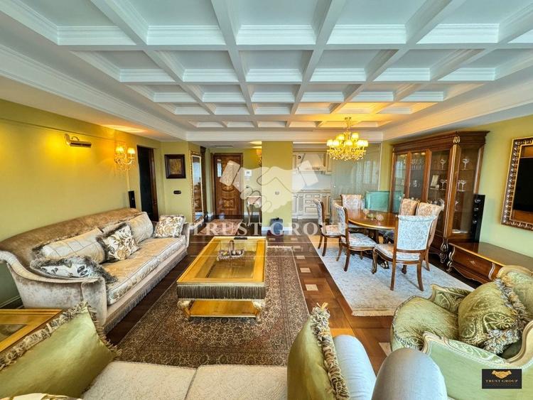 Apartament cu 3 camere decomandat, mobilat în Șoseaua Nordului