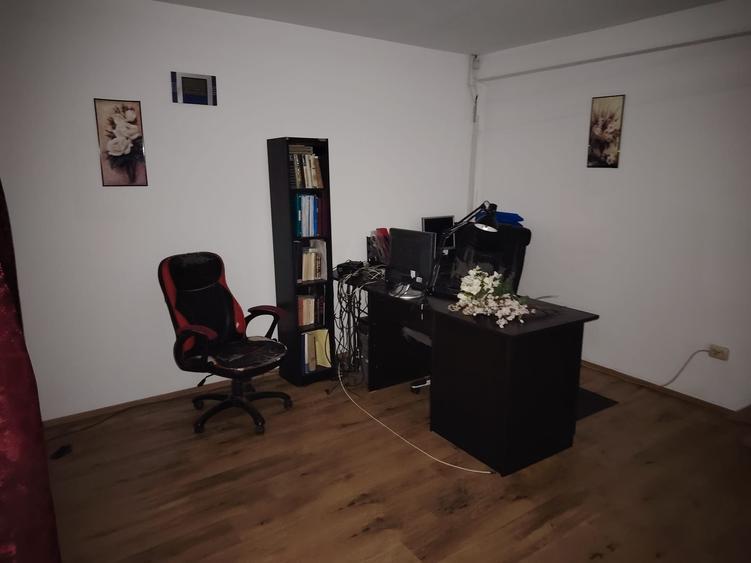 Casă cu 4 camere cu Teren 290 Mp în Central