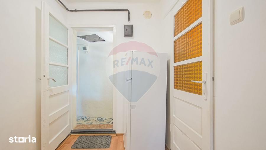Casă cu 3 camere cu Teren 94 Mp în Schei