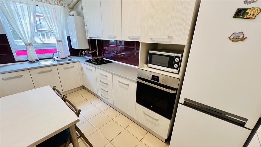 Apartament cu 2 camere decomandat, mobilat în Avantgarden