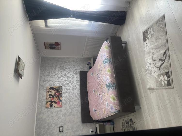 Casă cu 5 camere cu Teren 2000 Mp în Movila Miresii