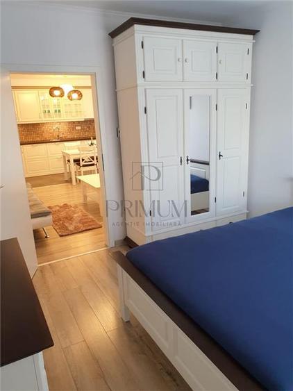 Apartament cu 3 camere decomandat, mobilat în Aradului