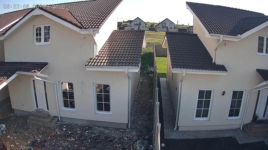 Duplex cu 4 camere cu Canalizare în Sânandrei