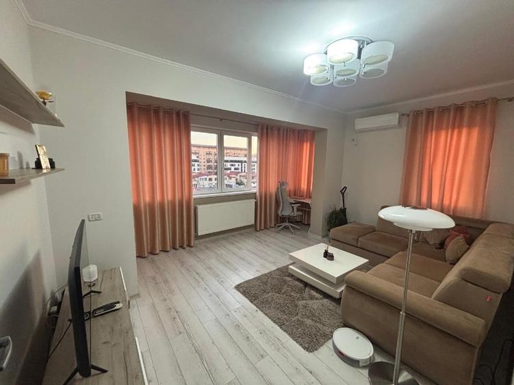 Apartament cu 2 camere decomandat, mobilat în Roșu
