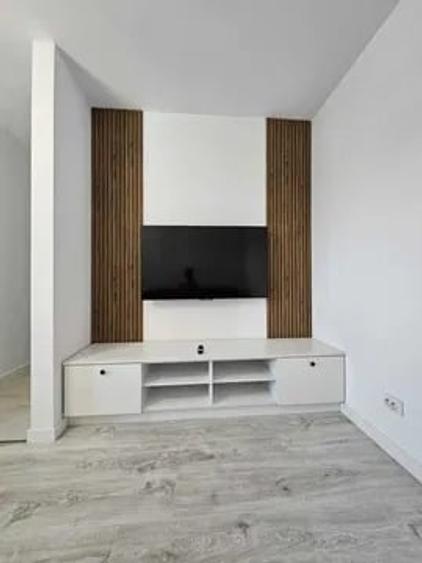 Apartament cu 2 camere semidecomandat, mobilat în Tătărași