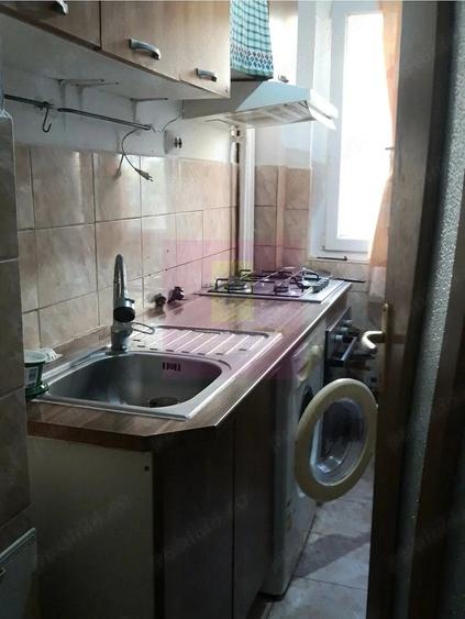 Apartament cu 2 camere decomandat în Colentina