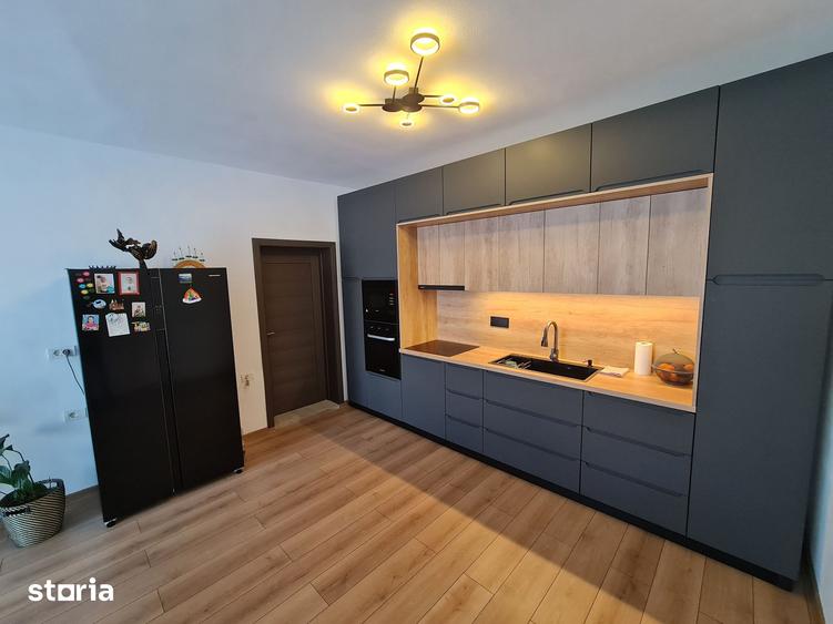 Casa de Vanzare la Cheie in Orasul Ineu Jud Arad, Teren 1439 mp. - 4