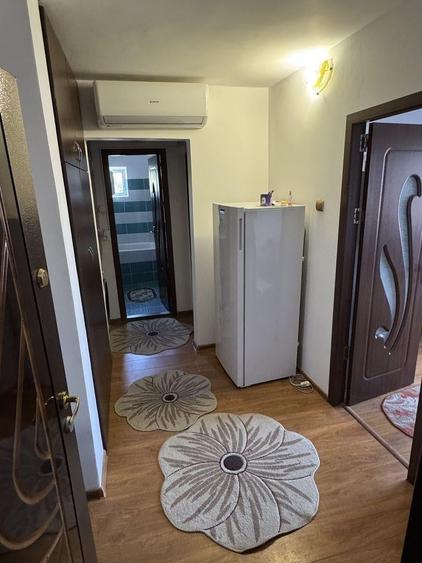 Apartament cu 2 camere decomandat în Popoveni