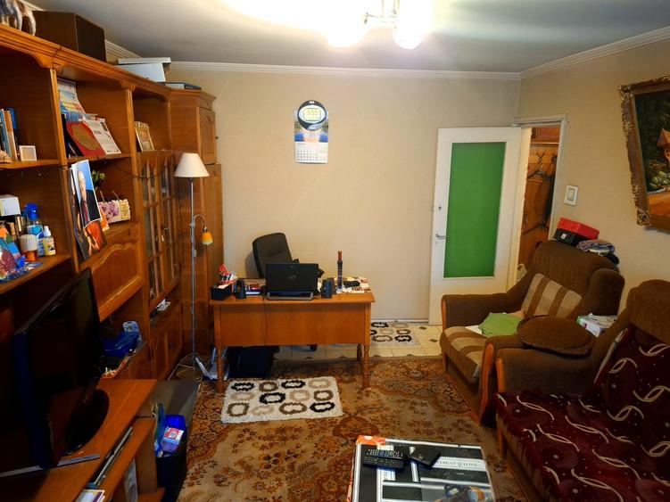 Apartament cu 3 camere decomandat în Exercițiu