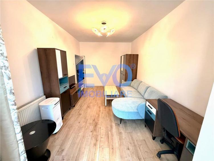 Apartament cu 2 camere decomandat în Ultracentral