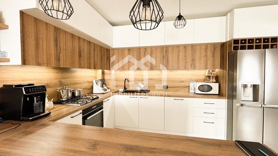 Apartament cu 3 camere semidecomandat, mobilat în Jucu de Mijloc