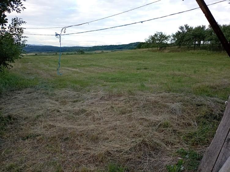 Casă cu 4 camere în Răbăgani