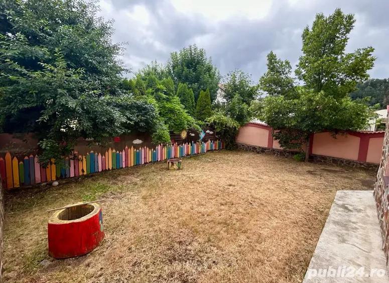 Casă cu 6 camere cu Teren 404 Mp în Bunloc